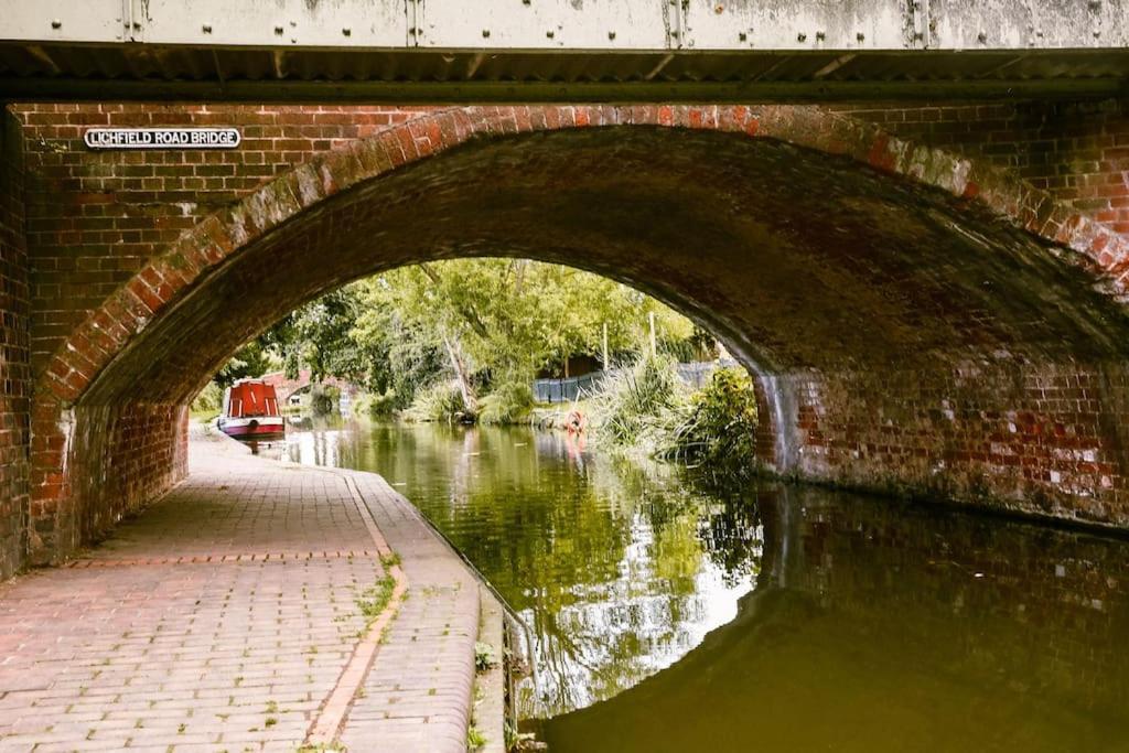Hidden Gem Canal Facing Retreat With Lovely Walks Hopwas Kültér fotó